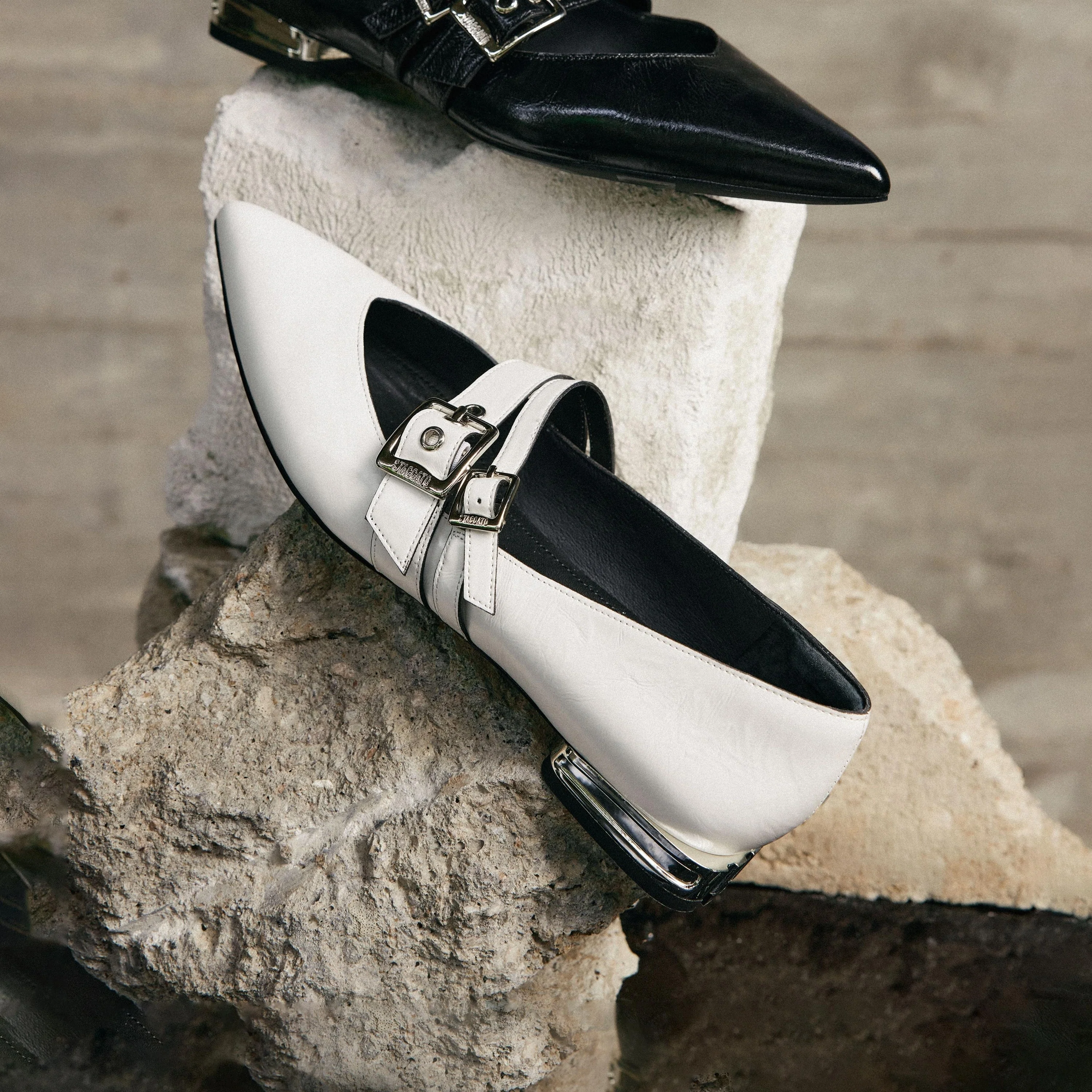 White Wrinkle Leather Strappy Pointy Flats - Image 5